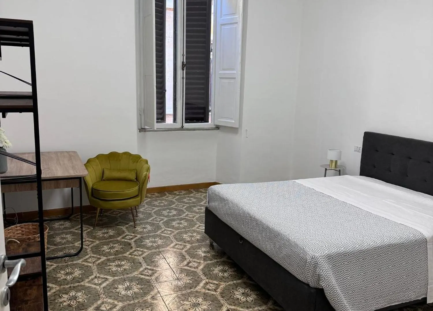Larisa Home Apartment Rome
