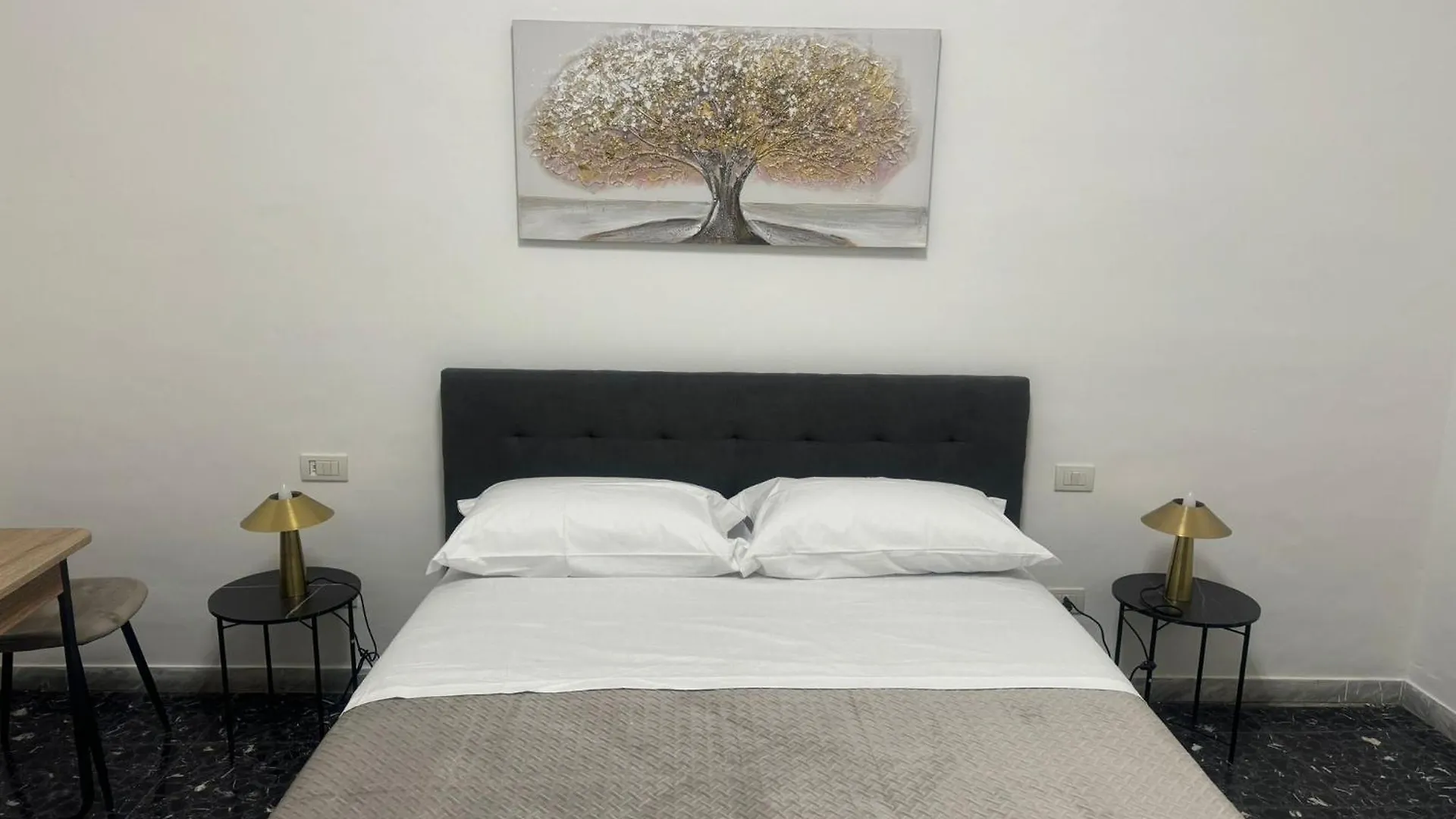 Larisa Home Apartment Rome