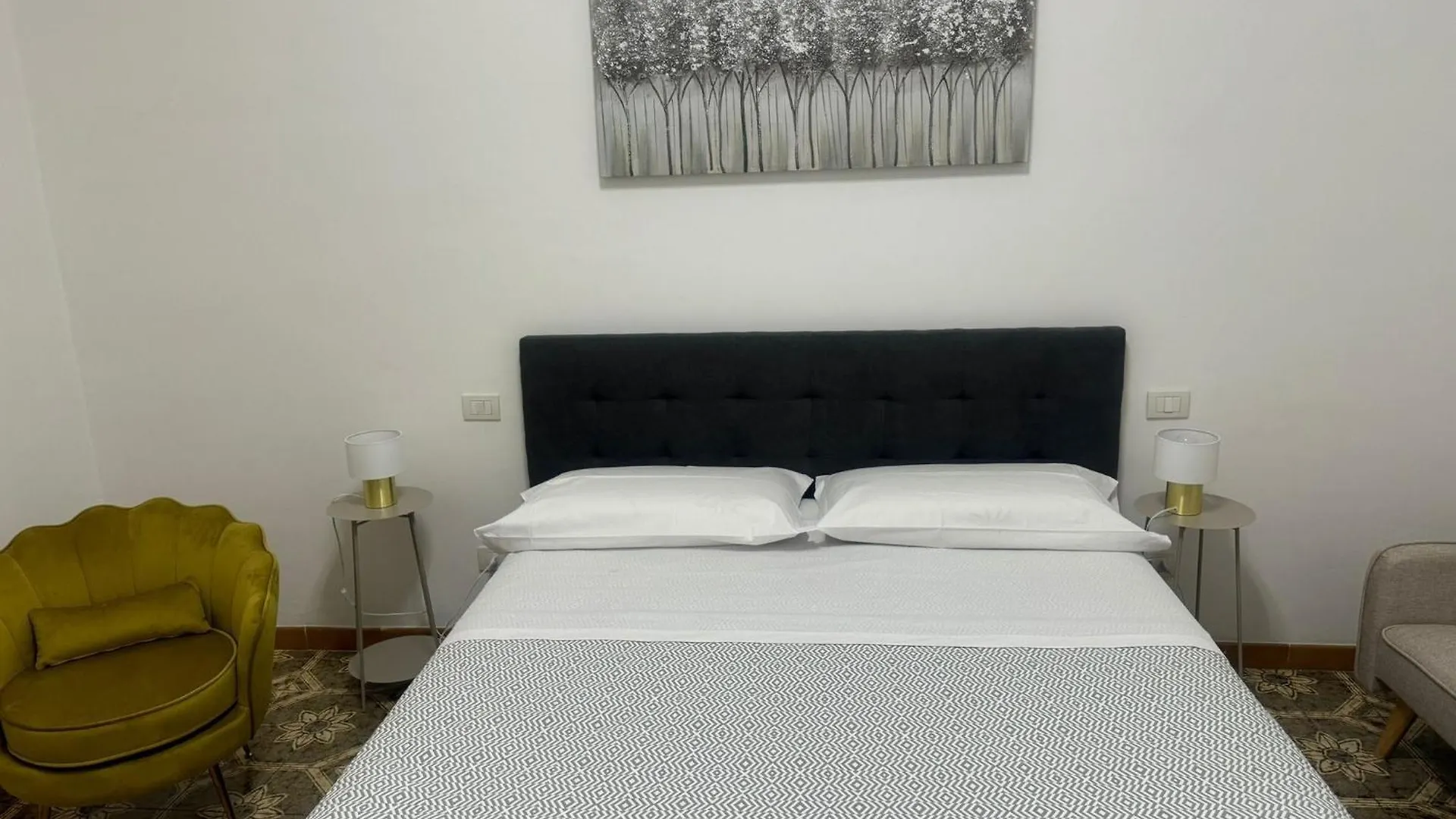 Larisa Home Apartment Rome Italy