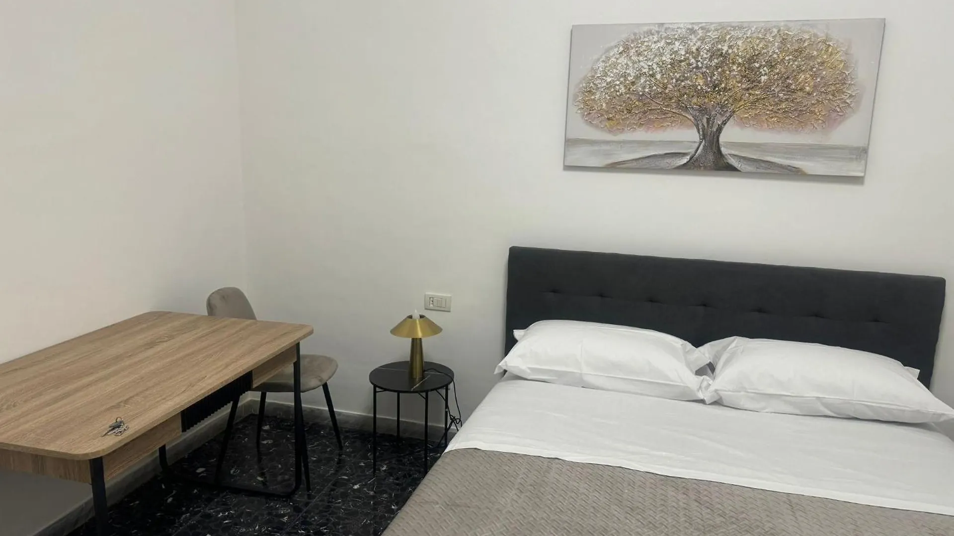 Larisa Home Apartment Rome